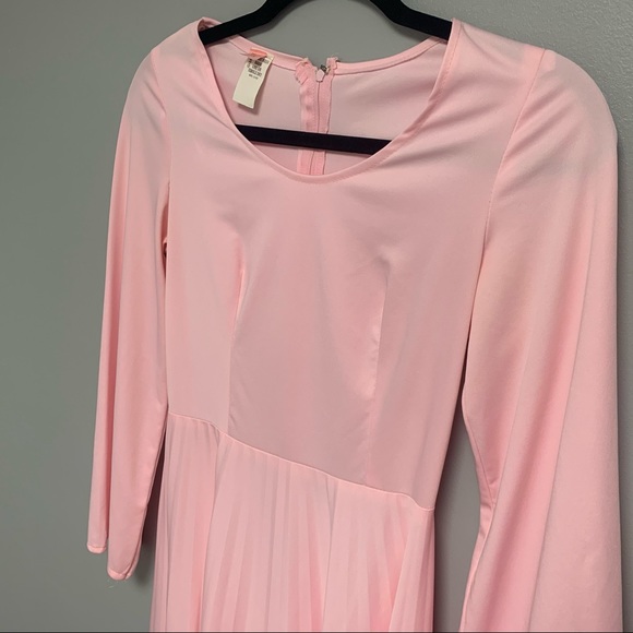 Vintage Baby Pink Women’s Long Sleeve Dress - Picture 1 of 11